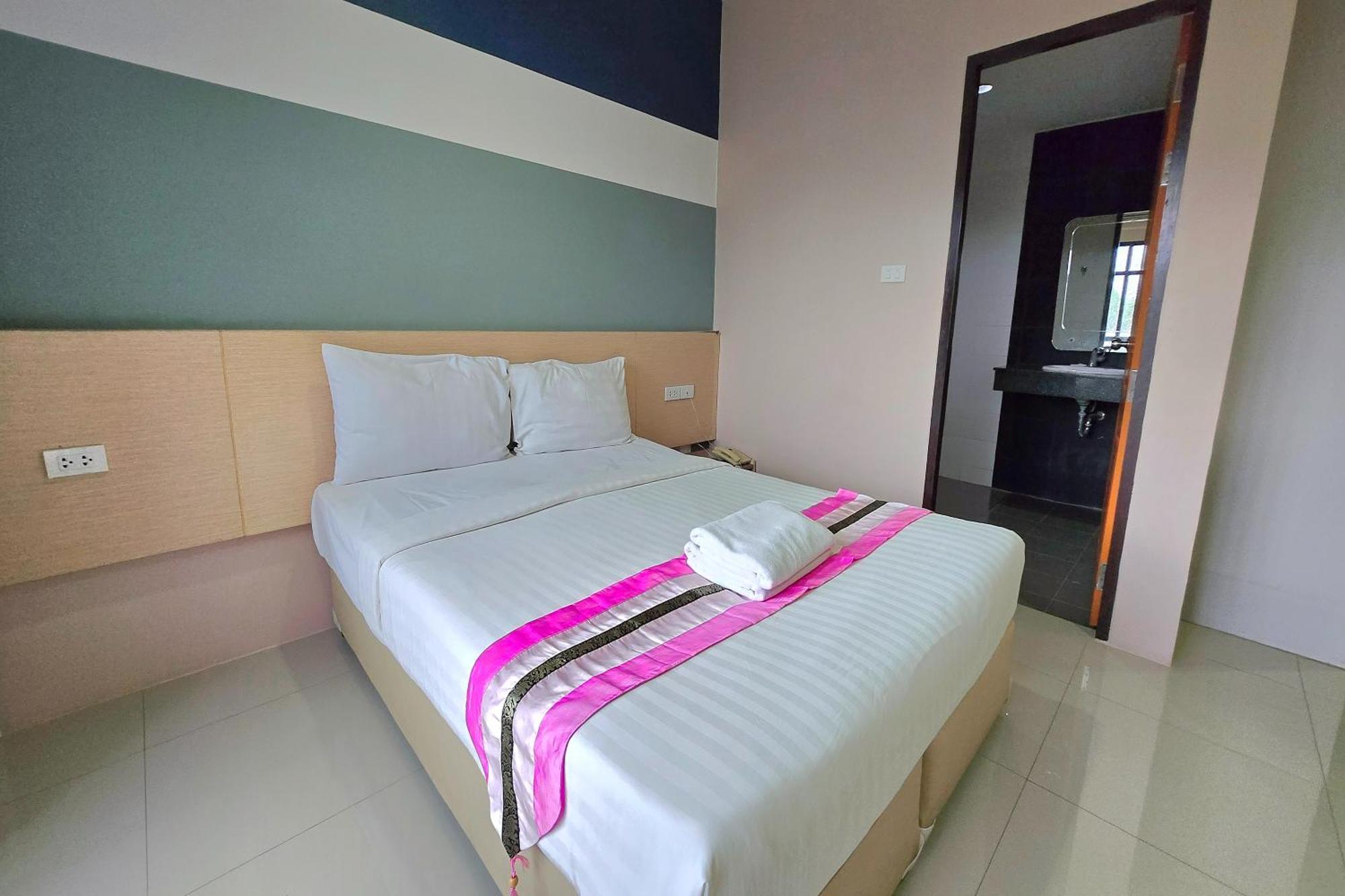 เจเจ เรสซิเดนซ์ ภูเก็ต Apartment Phuket ภายนอก รูปภาพ